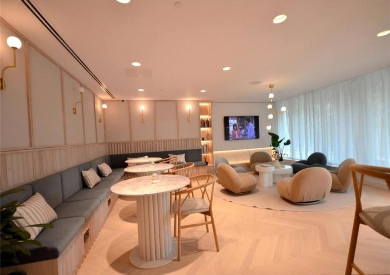 Luxurious Flat In