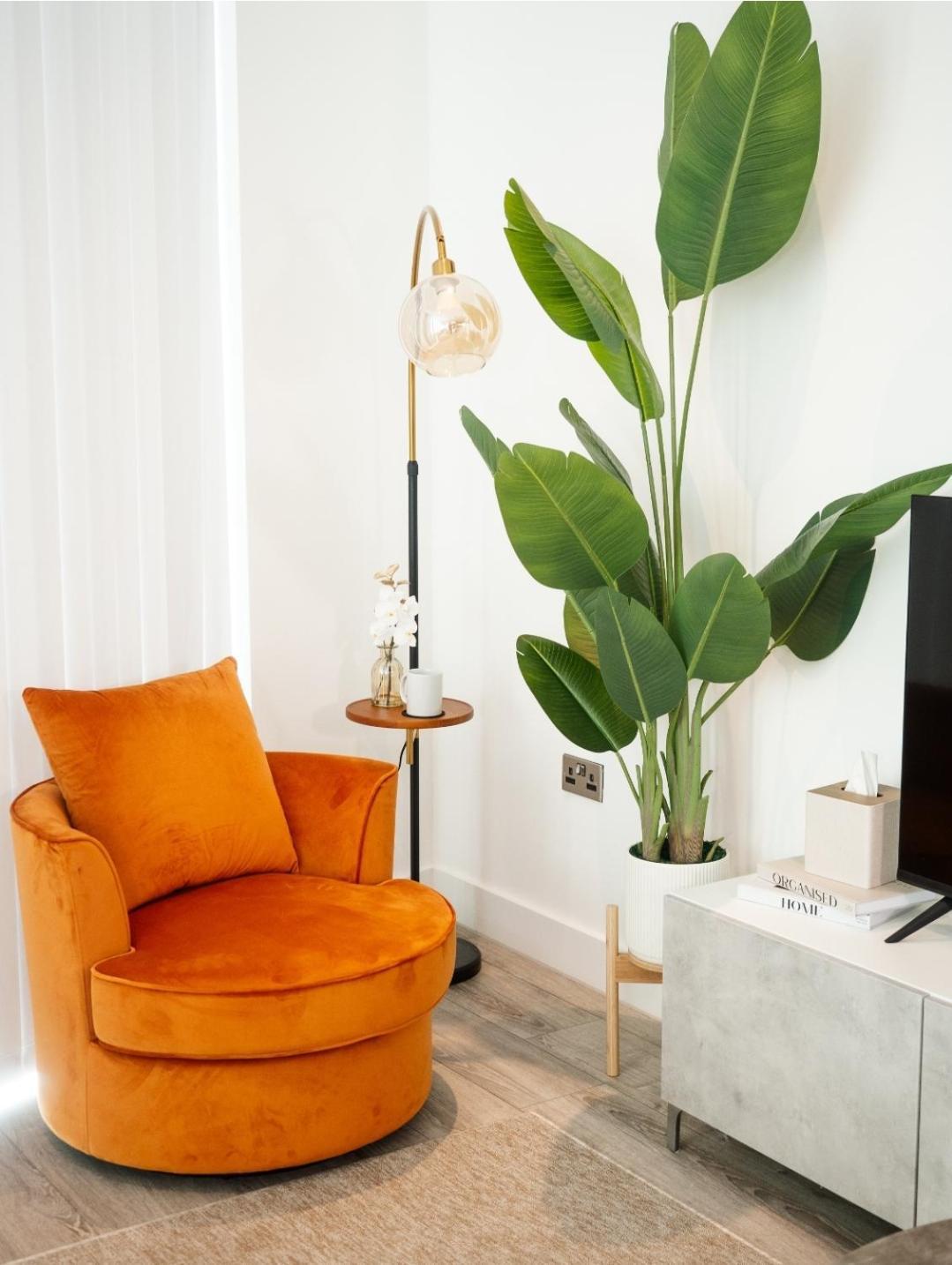 Apartment Luxurious Flat In *
