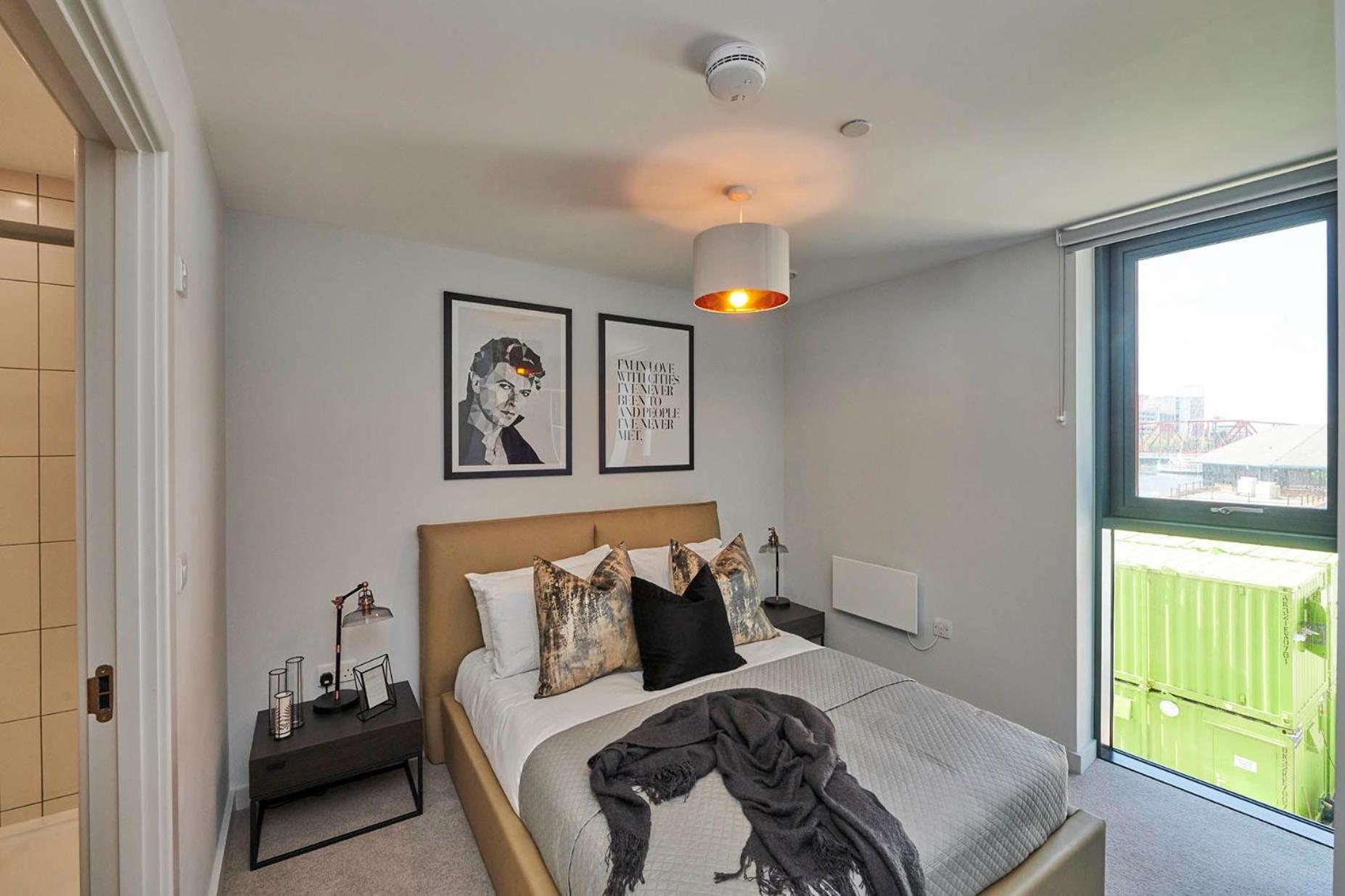 Chic And Spacious In The Heart Of Salford Manchester