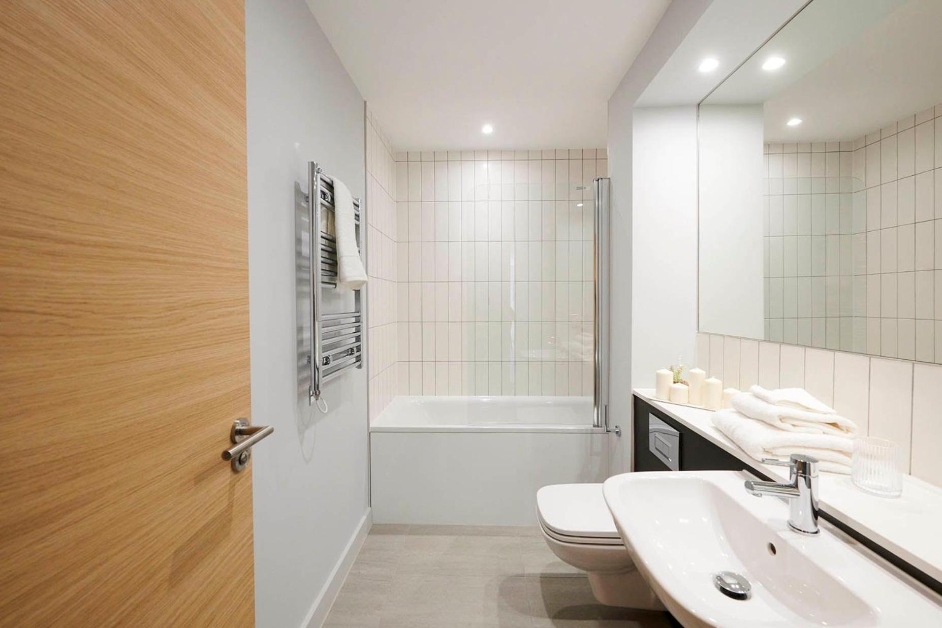 Chic And Spacious In The Heart Of Salford Manchester