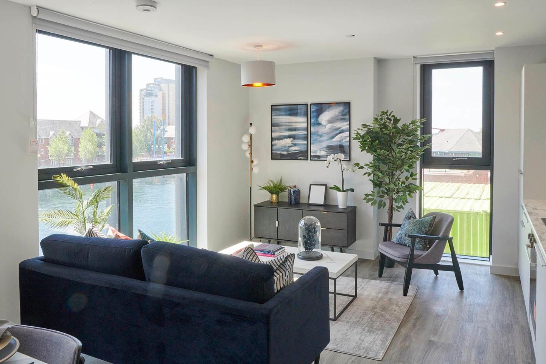 Apartment Chic And Spacious In The Heart Of Salford