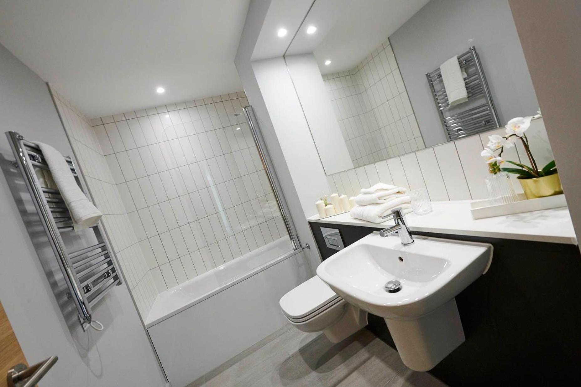 Chic And Spacious In The Heart Of Salford