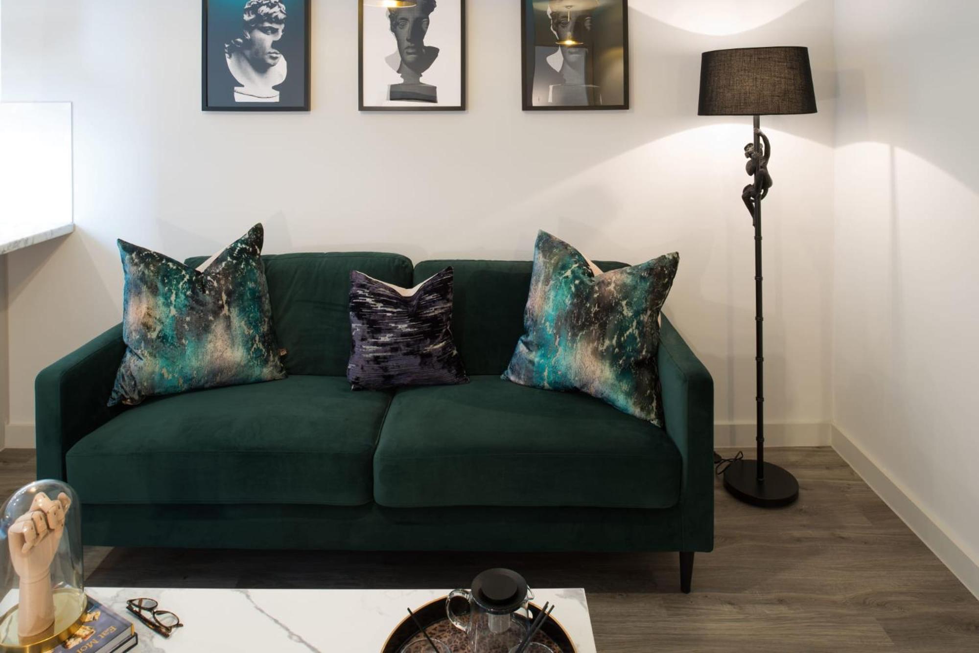 Apartment Chic And Spacious In The Heart Of Salford Manchester