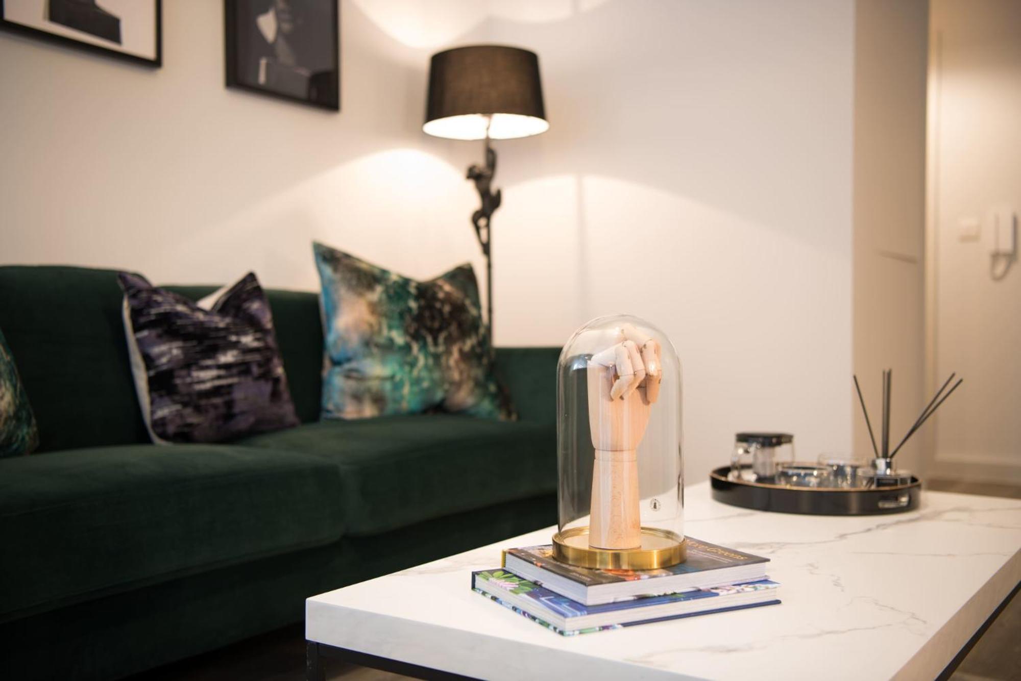 Apartment Chic And Spacious In The Heart Of Salford Manchester
