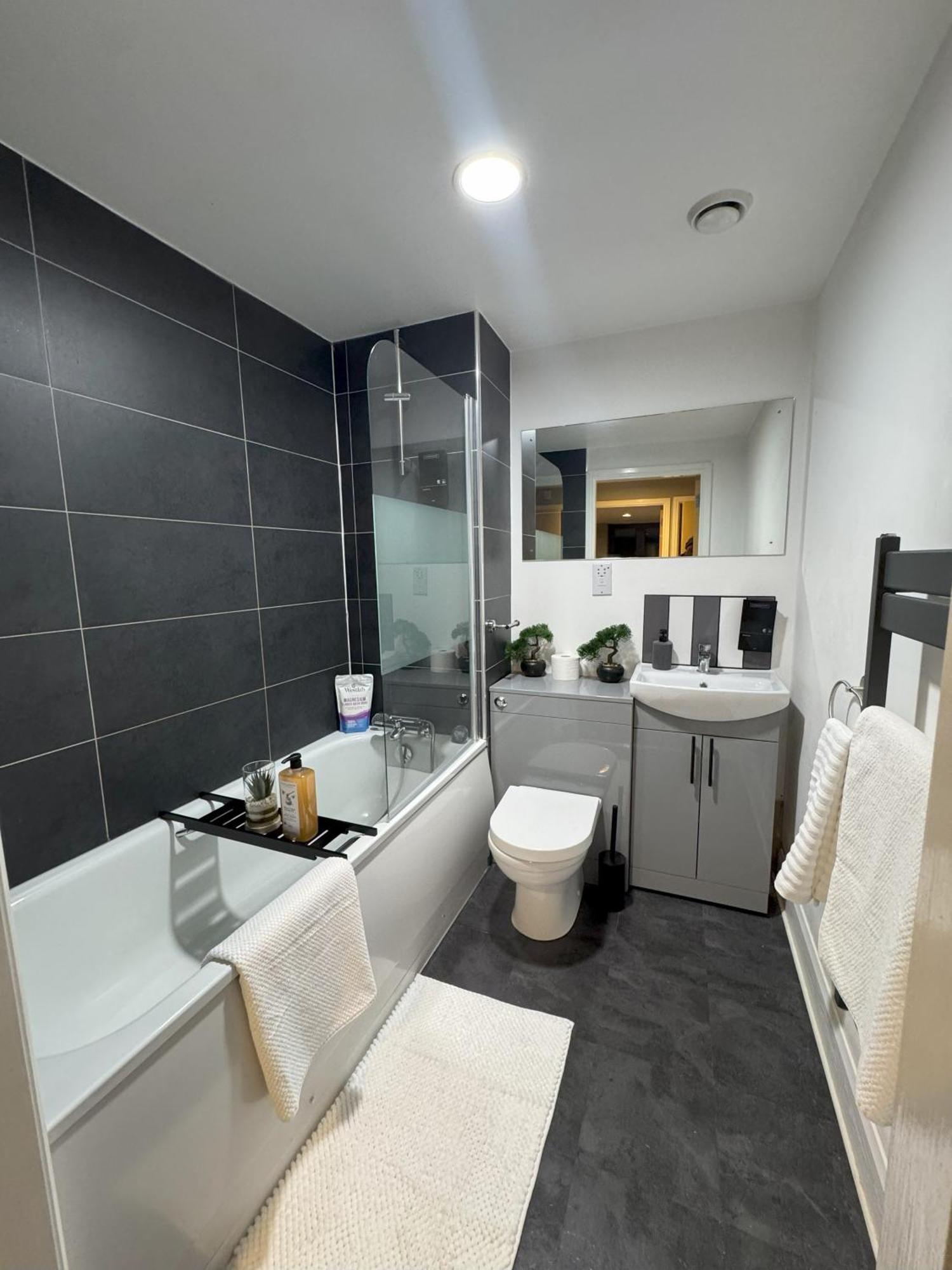 Ancoats 2br With Private Terrace *