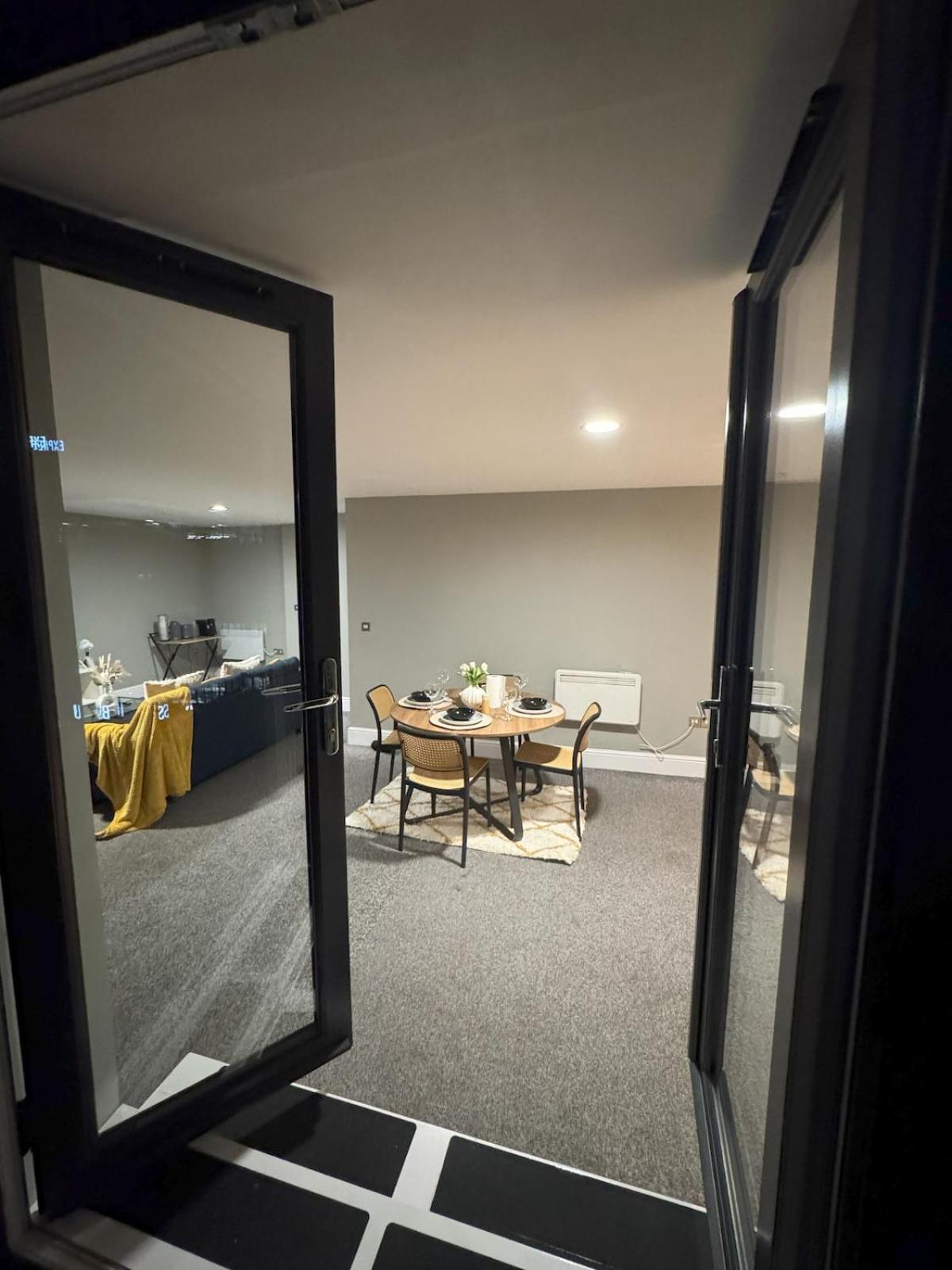 Ancoats 2br With Private Terrace *