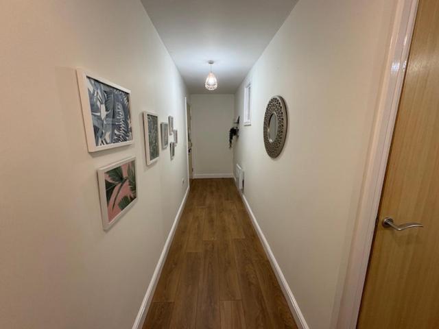 Cosy, 2 Bed Flat Parking Manchester
