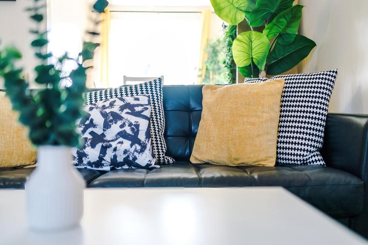 Vakantiehuis Cozy 3 Bed With Ps4 And Parking By Vista Short Lets