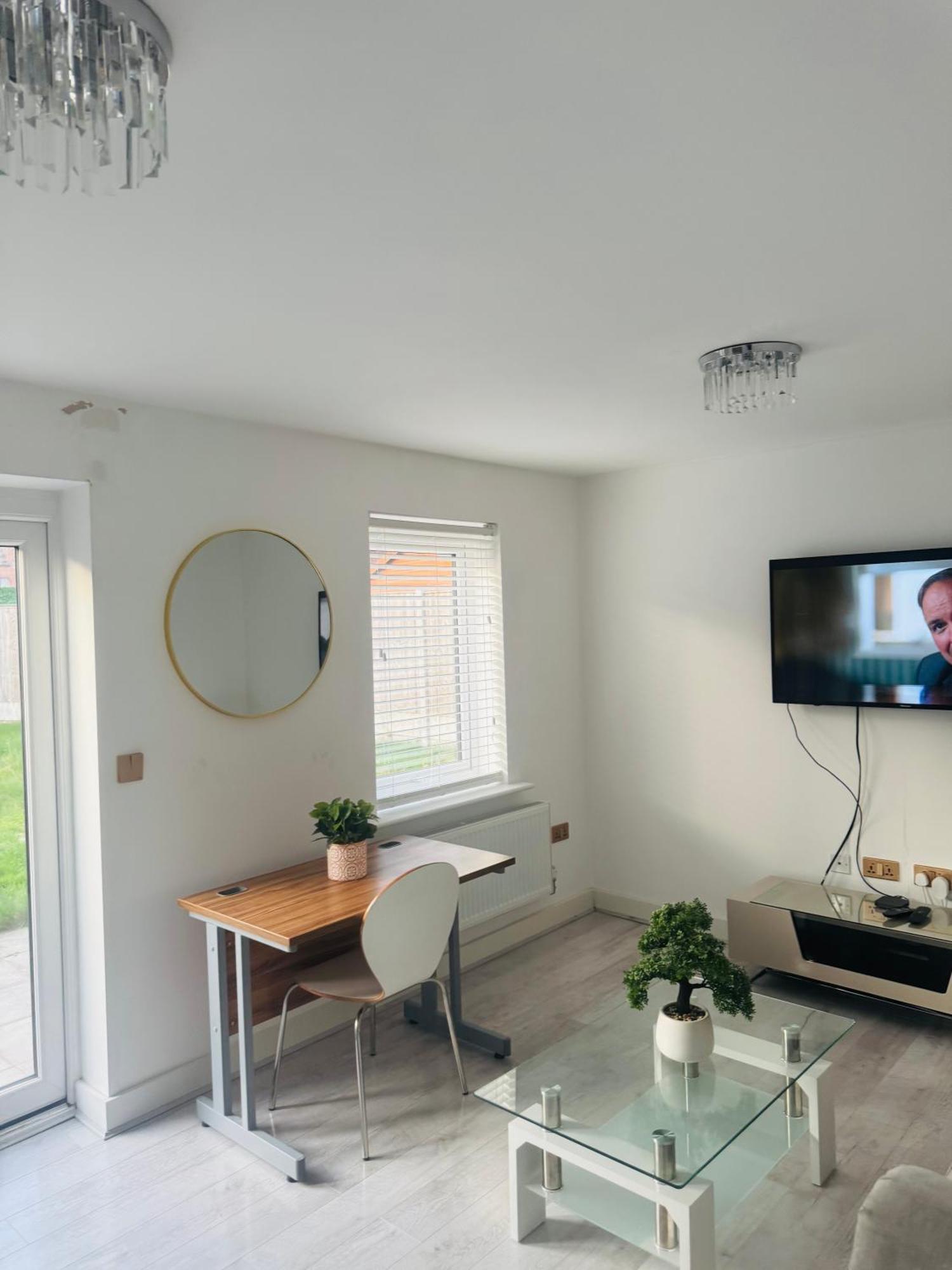 Modern Lux New Built Double Homestay *