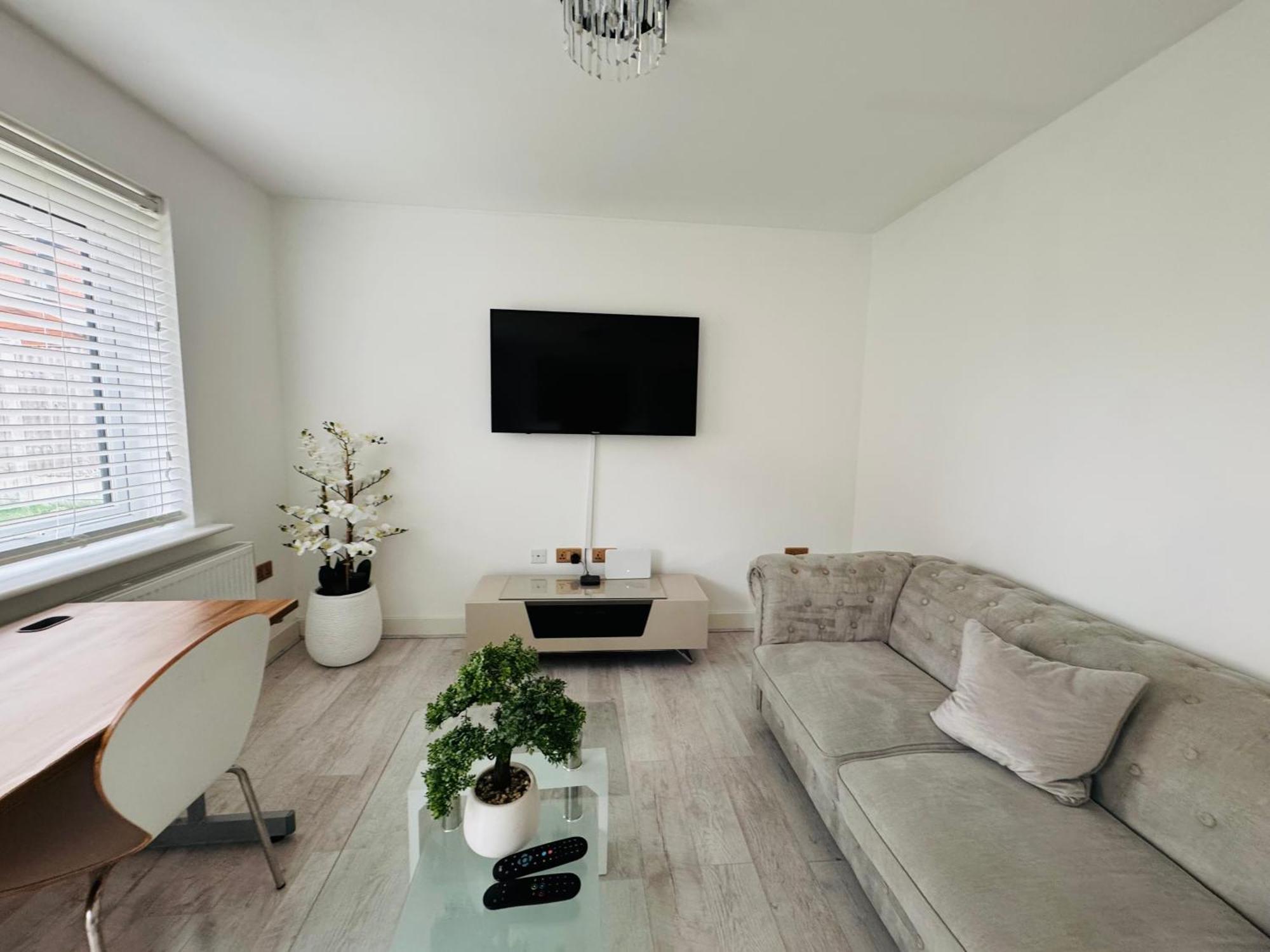 Modern Lux New Built Double Manchester
