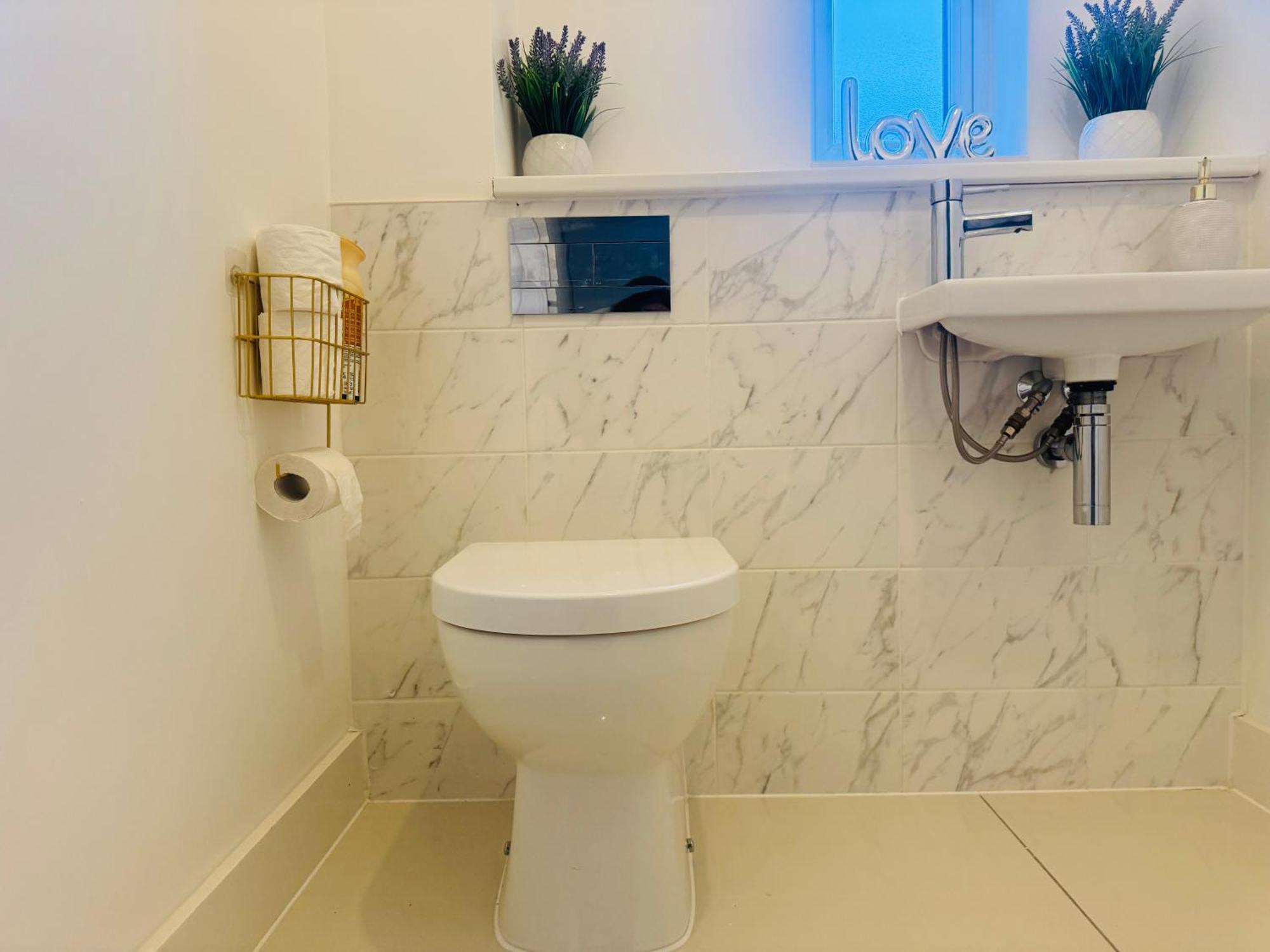 Modern Lux New Built Double Homestay
