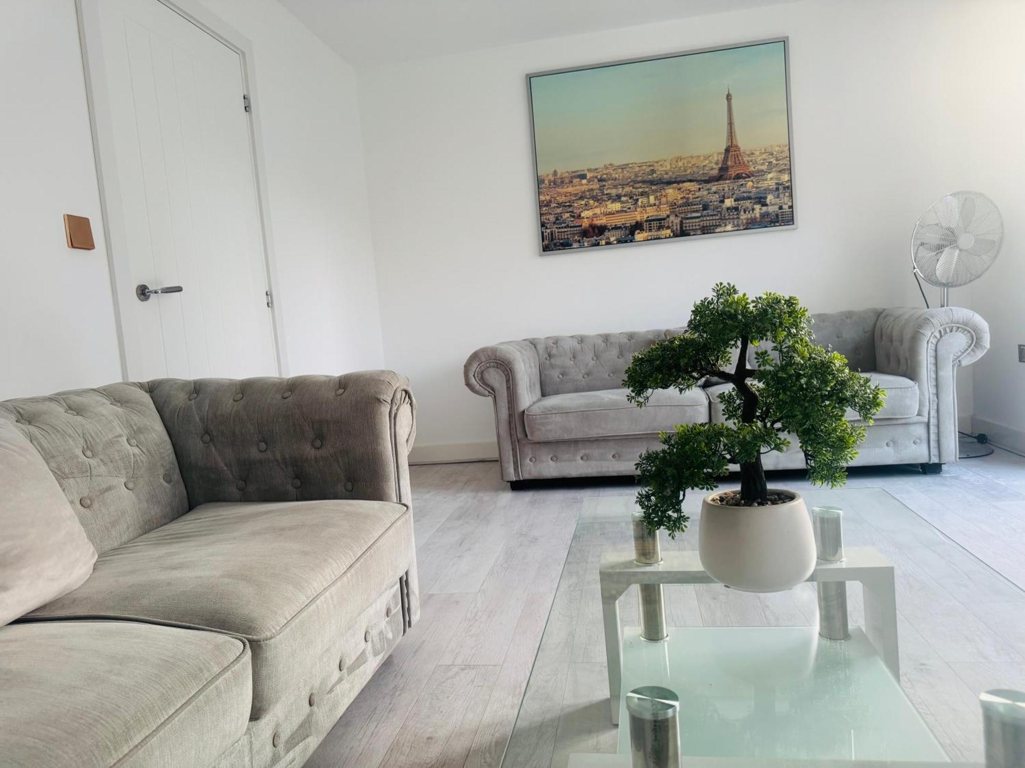 Modern Lux New Built Double Homestay *