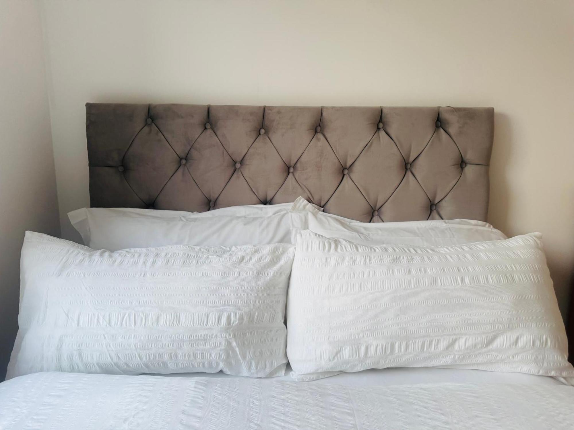 Modern Lux New Built Double Homestay Manchester