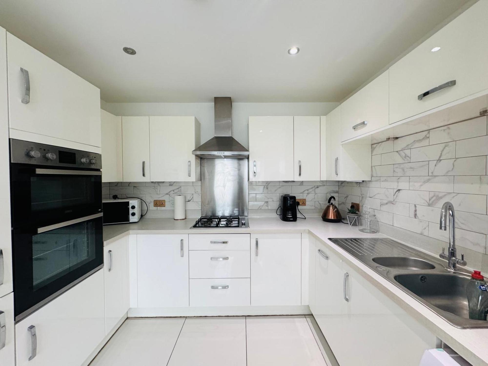 Modern Lux New Built Double Homestay