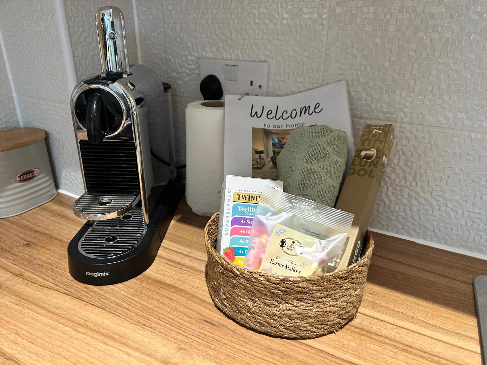 6 Guests- 3 Bedroom House Mcr Ao & Etihad Parking & Wi Fi