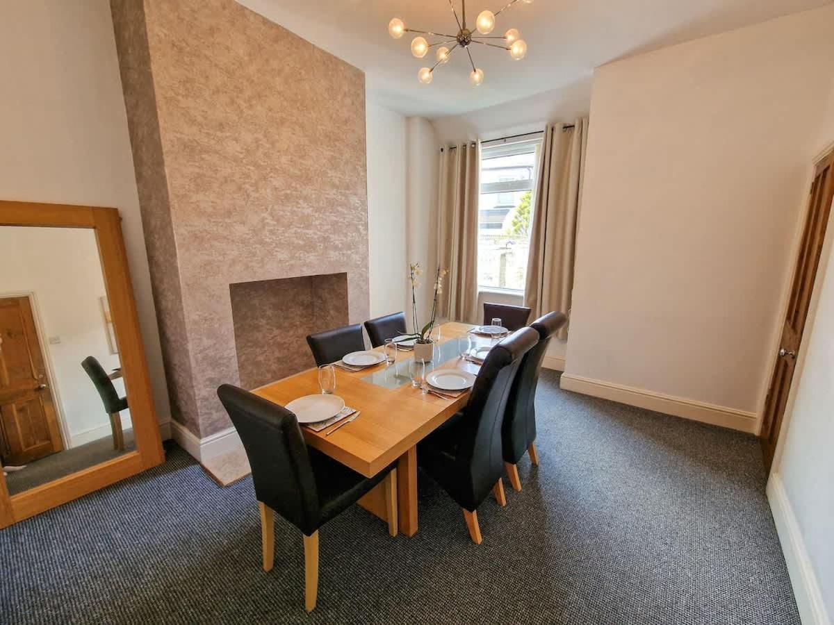 Holiday home Salford Sleeps 10 By Superhost Manchester