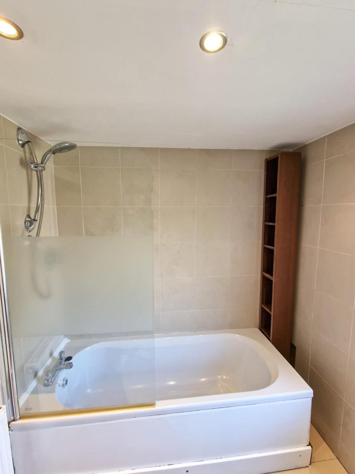 Salford Sleeps 10 By Superhost Holiday home *