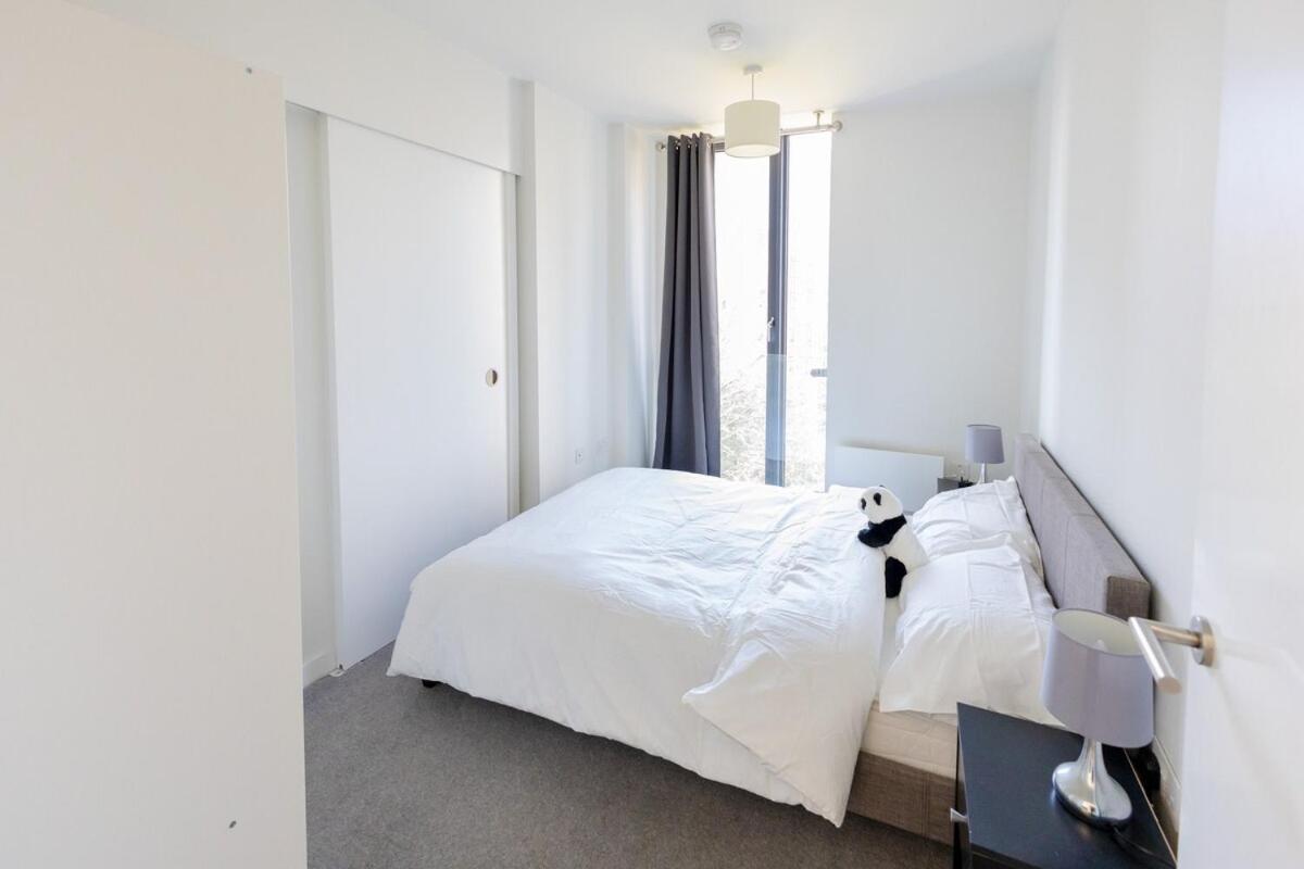 Park View 3 Bed Ensuite Apartment Only 5 Min Walk To Arndale * Manchester