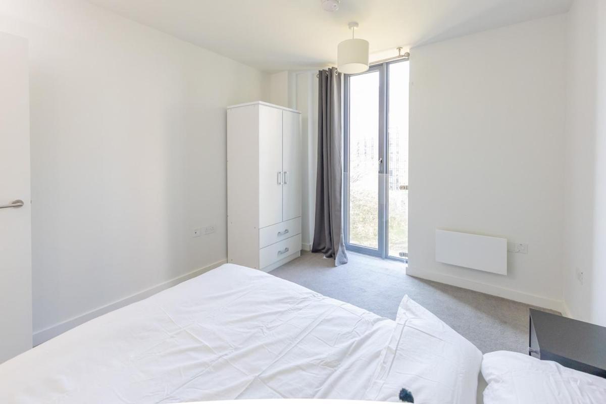 Park View 3 Bed Ensuite Apartment Only 5 Min Walk To Arndale * Manchester