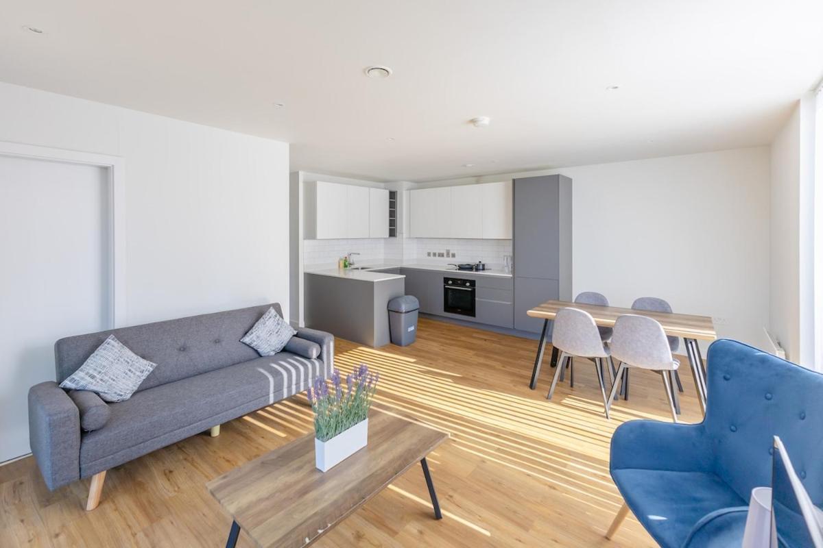Apartment Park View 3 Bed Ensuite Apartment Only 5 Min Walk To Arndale
