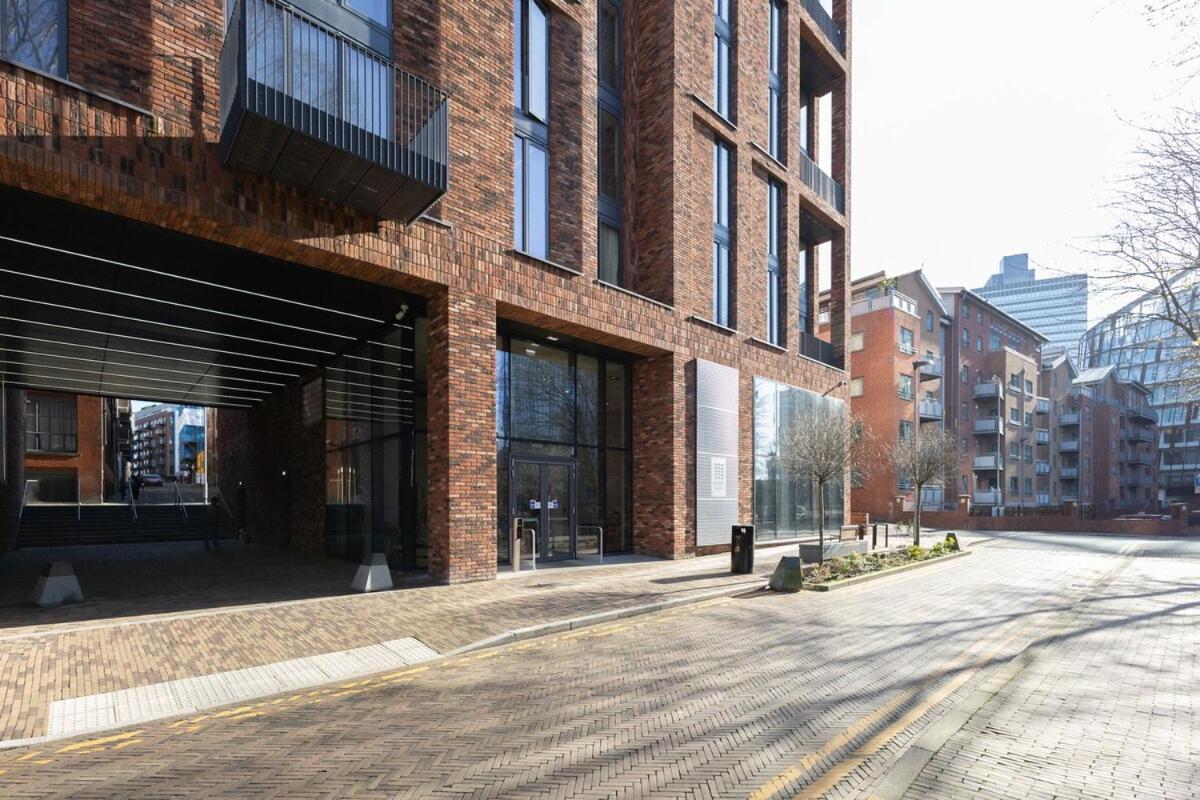 Park View 3 Bed Ensuite Apartment Only 5 Min Walk To Arndale Manchester