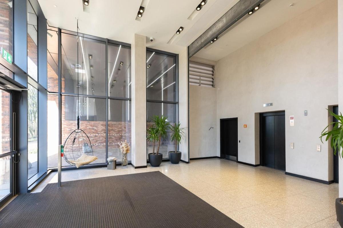 Park View 3 Bed Ensuite Apartment Only 5 Min Walk To Arndale * Manchester