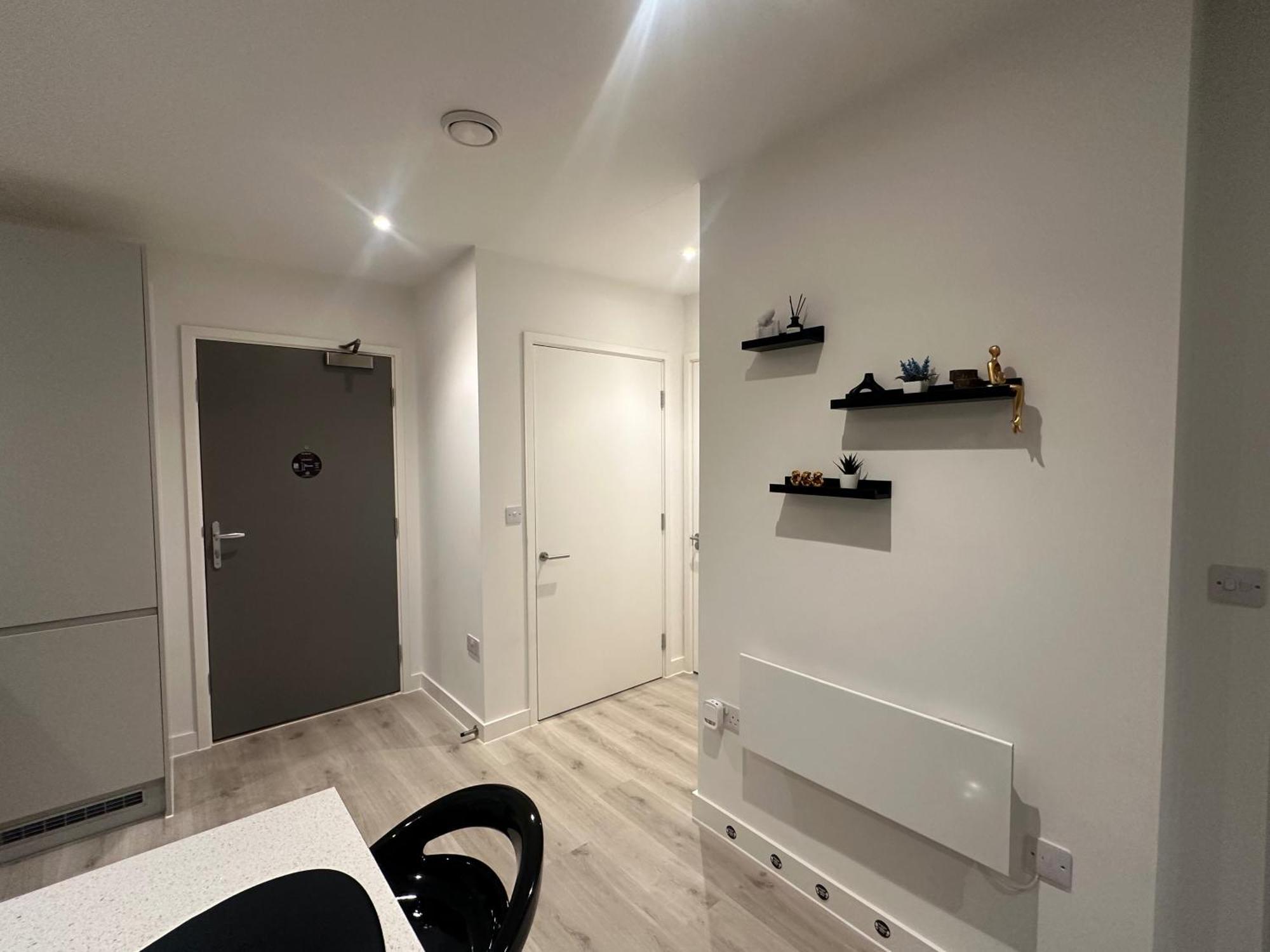 Up To 40 Percent Off Old Trafford Modern Apartment