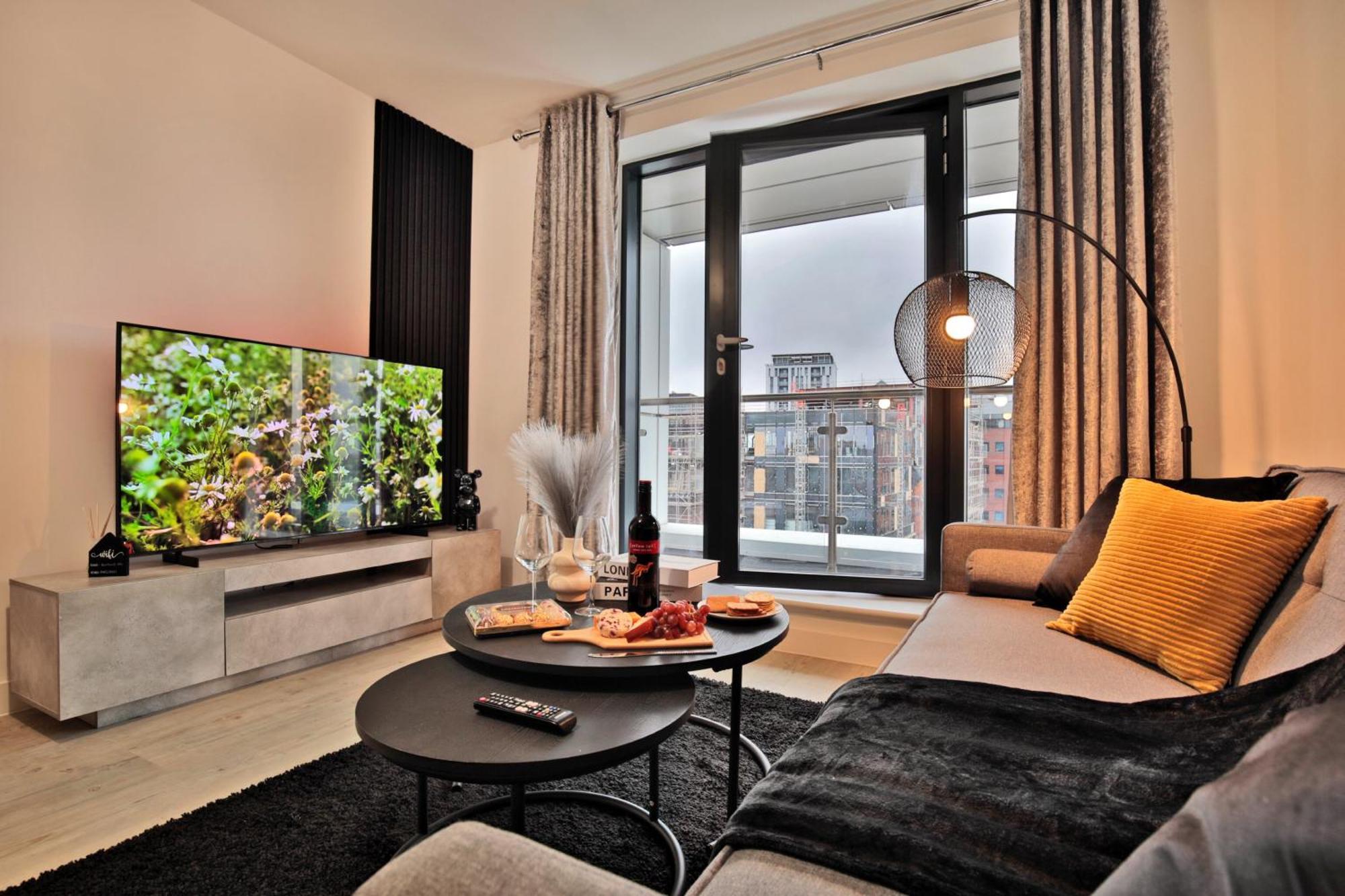- 2-bed - Sleeps 4 - Wifi Apartment