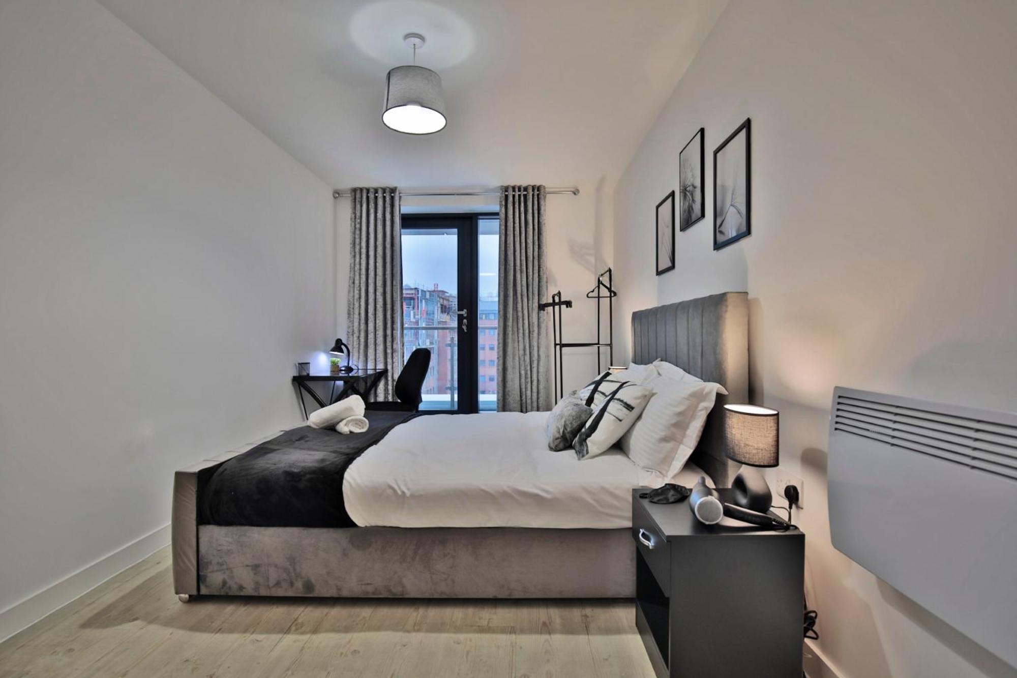 - 2-bed - Sleeps 4 - Wifi Apartment