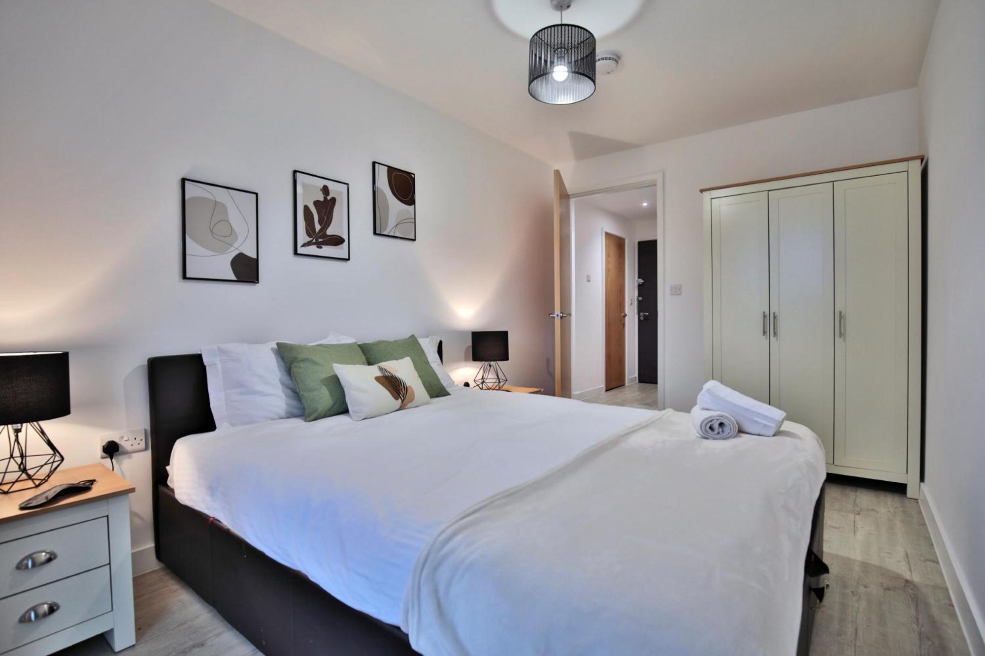 Apartment - 2-bed - Sleeps 4 - Wifi Manchester