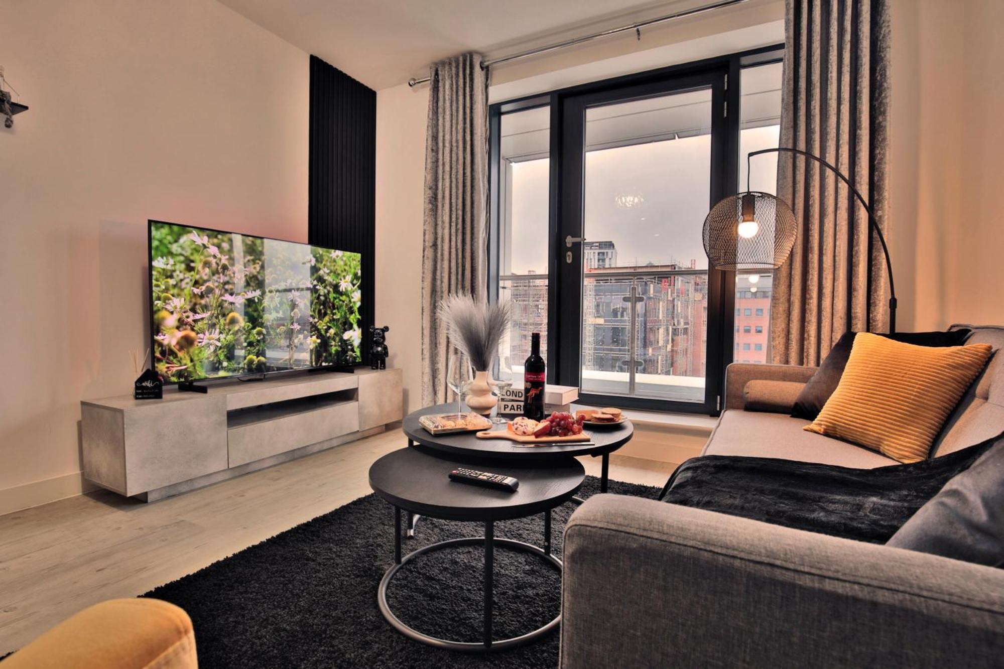 - 2-bed - Sleeps 4 - Wifi Apartment Manchester