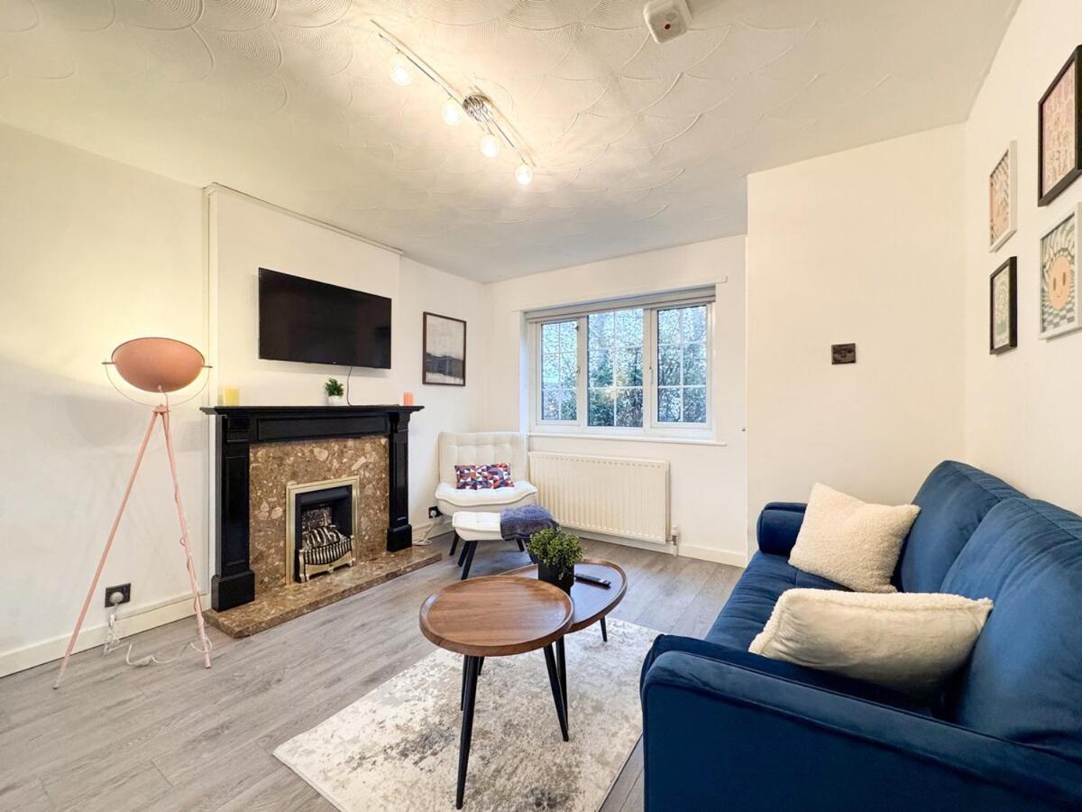 Cozy 2 Bed - Free Parking, Great Location By Vista Short Lets * Manchester