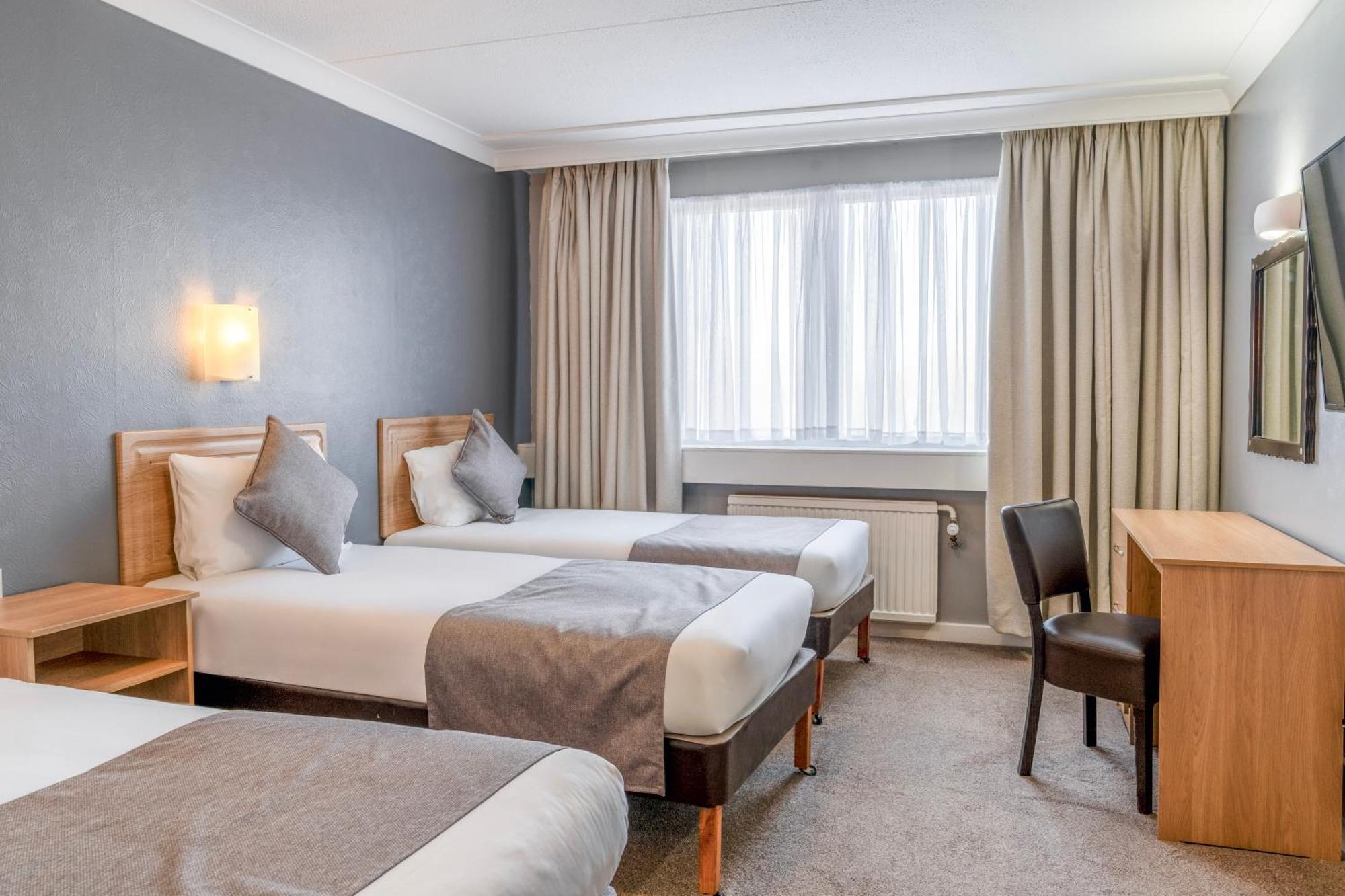 Hotel Airport 3*