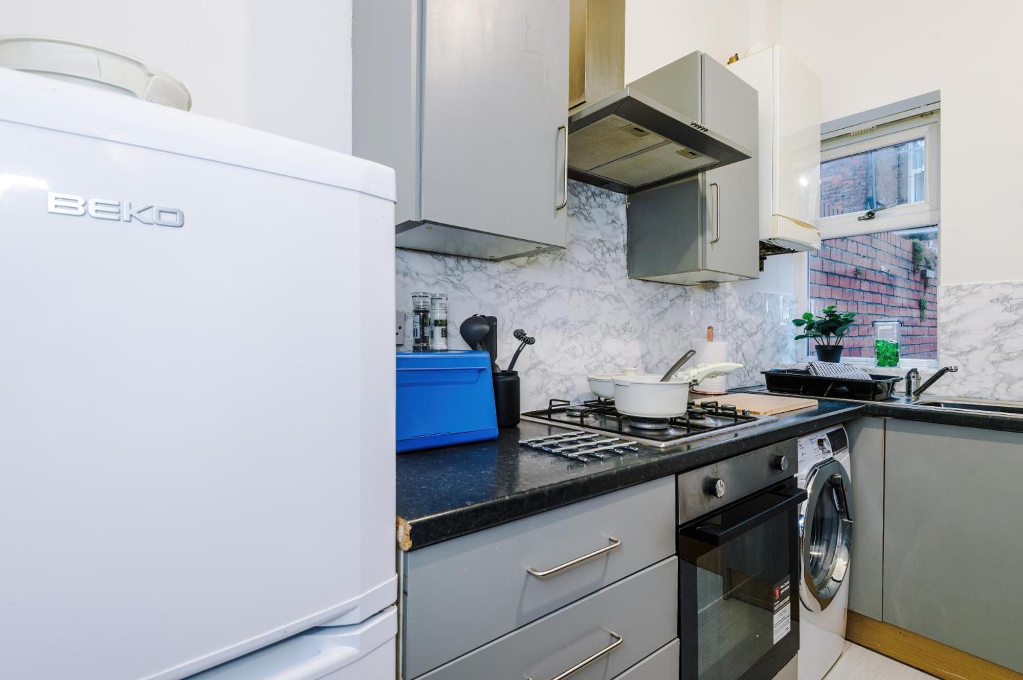 Free Parking, Games Room, Sleeps 7, Holiday home Manchester