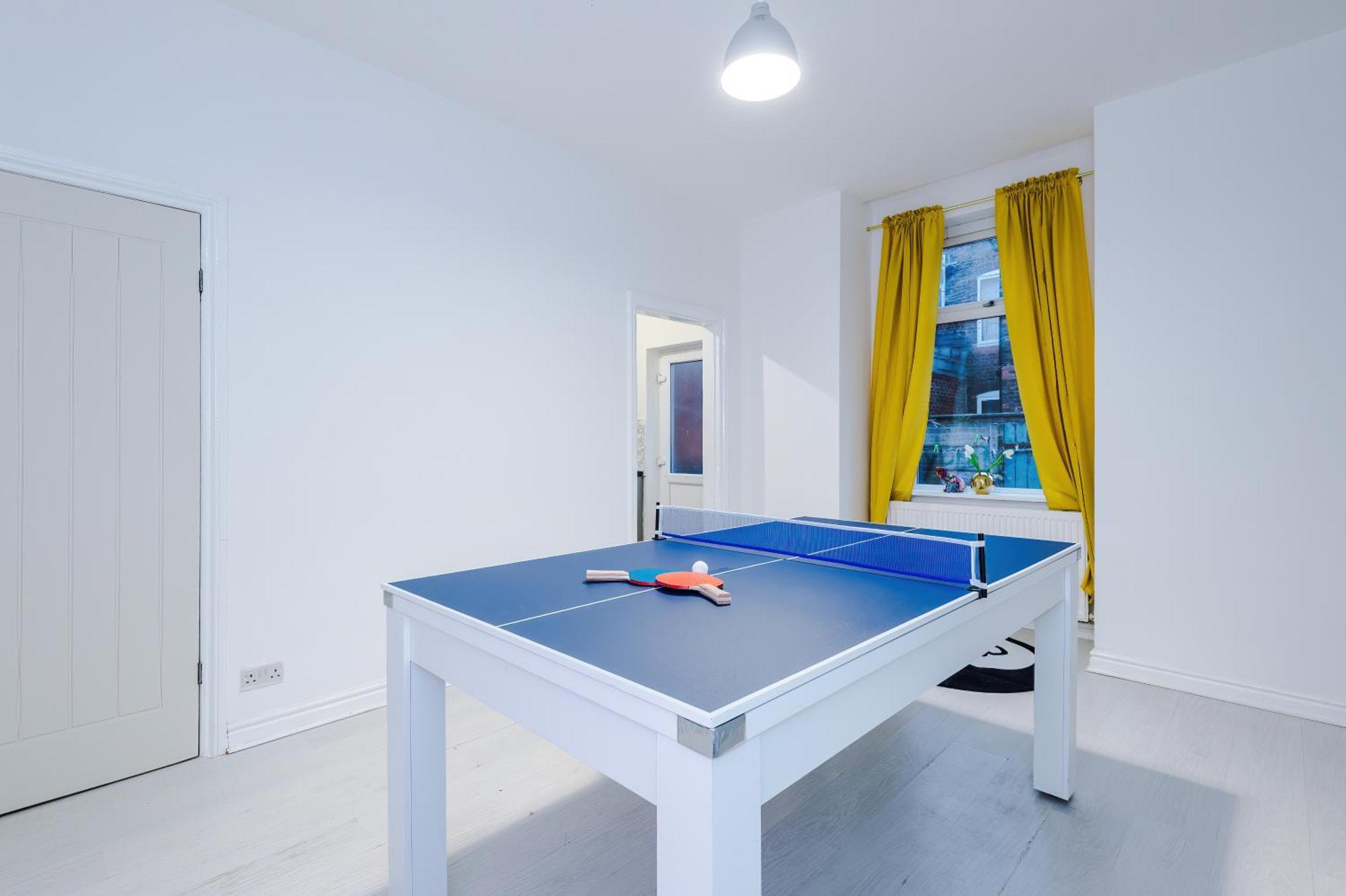 Free Parking, Games Room, Sleeps 7, *