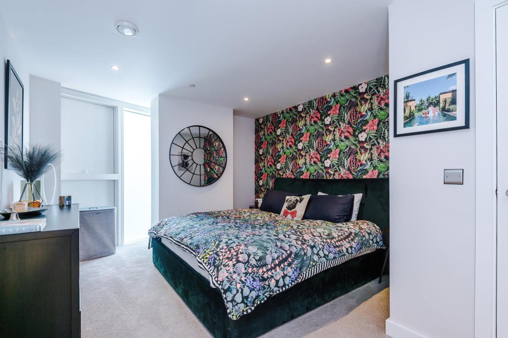 Cohost Partners Stylish Retreat With Views Apartment Manchester