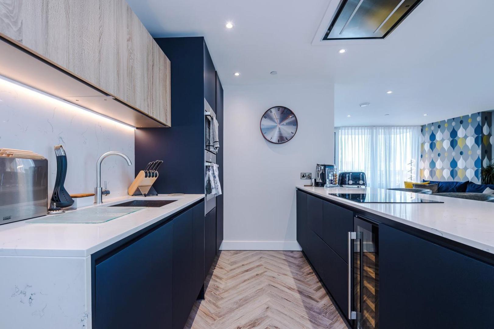 Cohost Partners Stylish Retreat With Views Manchester