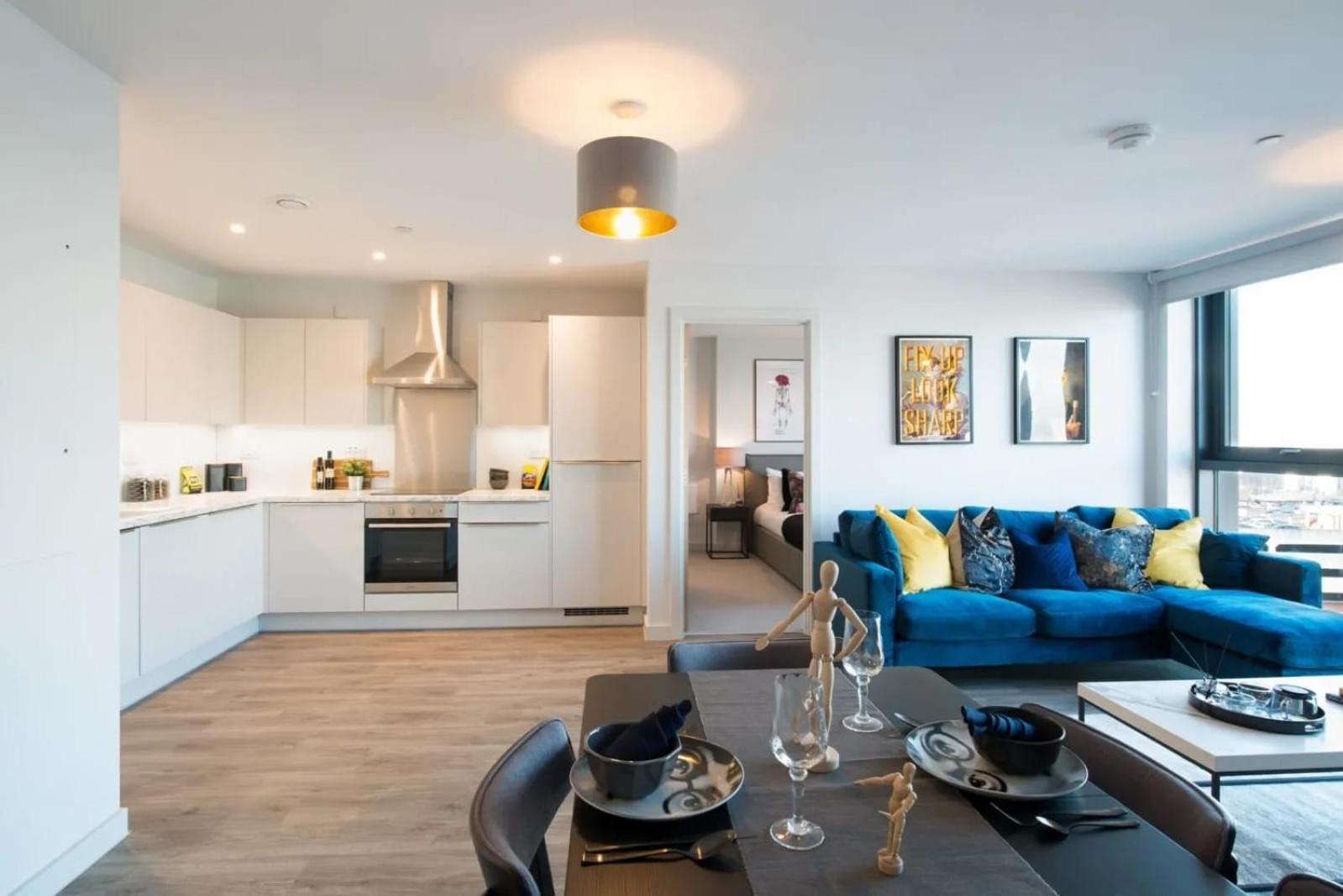 Chic And Spacious In The Heart Of Salford