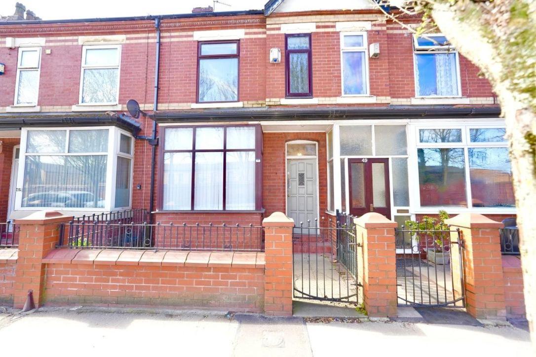 Three Bedroom House By Brookland Serviced Short Lets With Free Wifi Holiday home