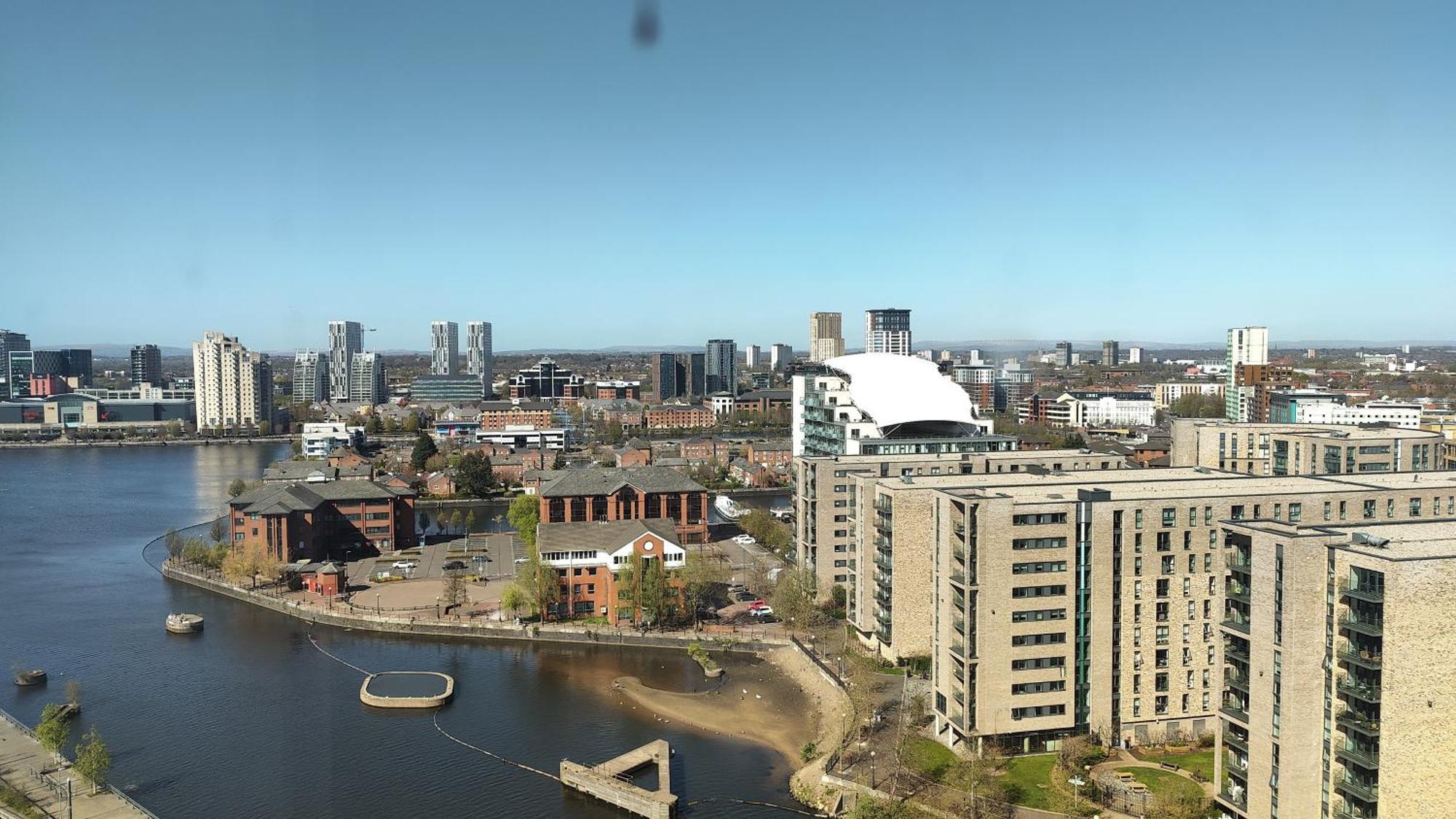 Apartment Skyline - Near Media & United, Victoria Warehouse *