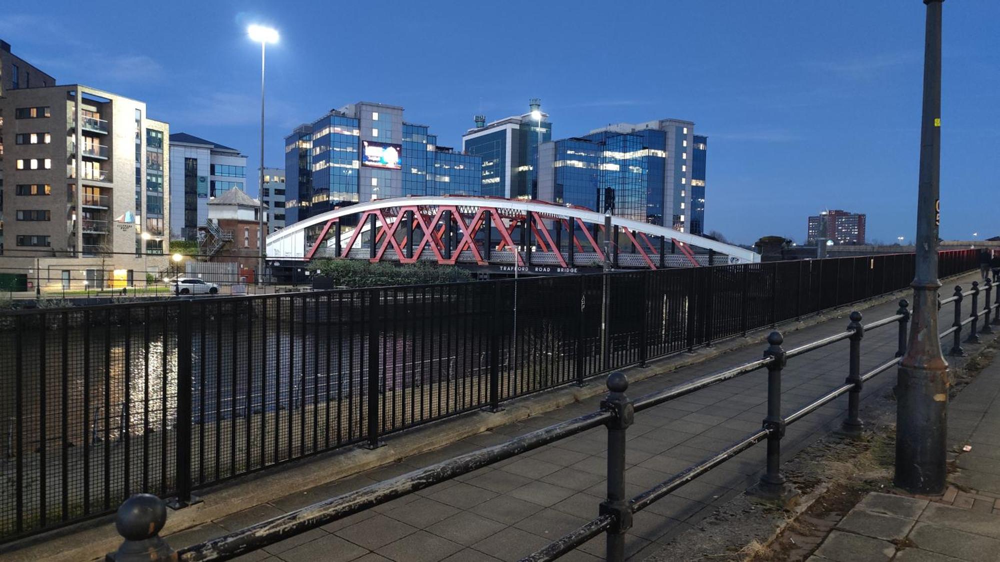 Appartement Skyline - Near Media & United, Victoria Warehouse *
