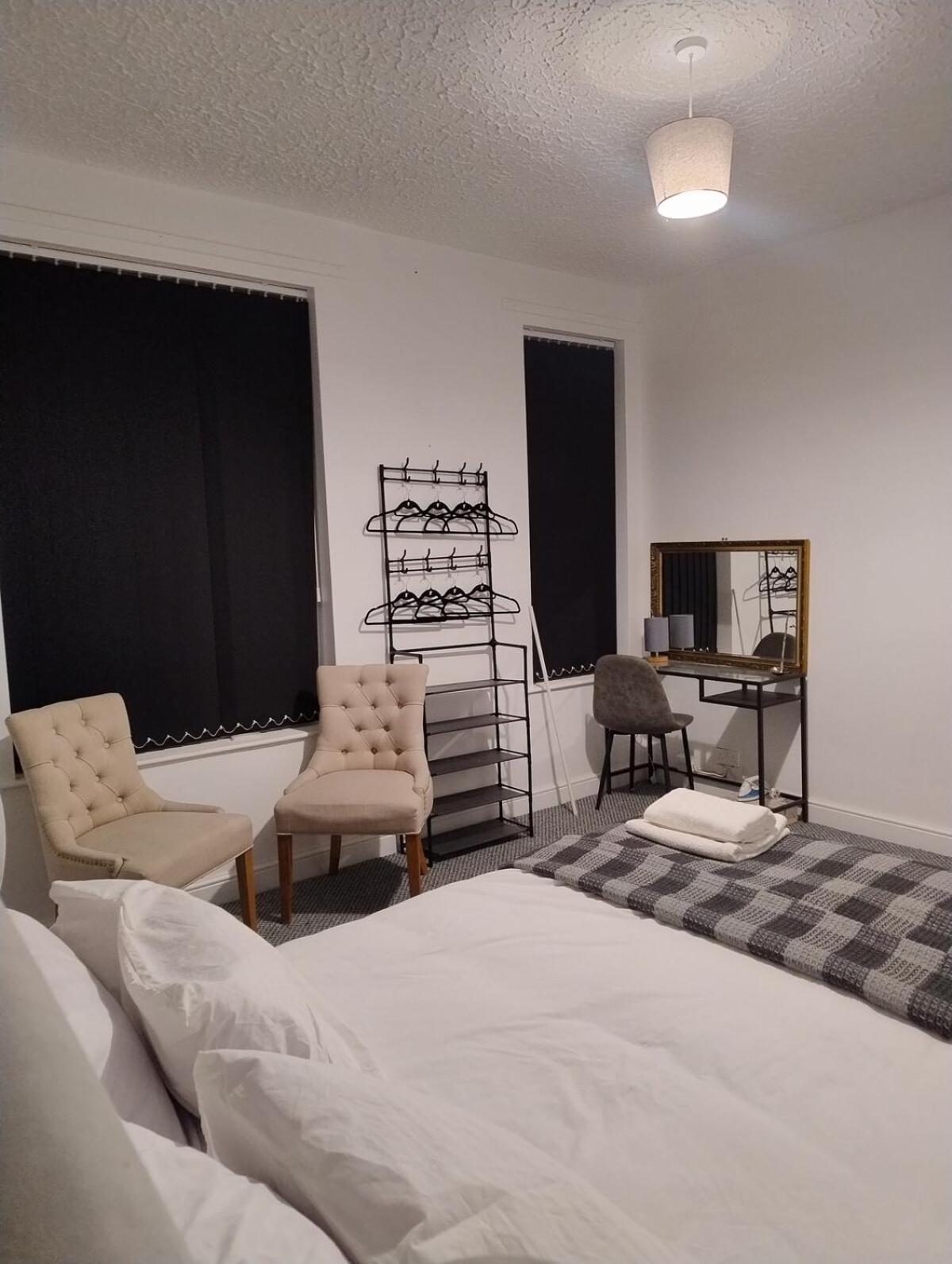 3br Sleeps 10 Walk To Alex Park * Manchester