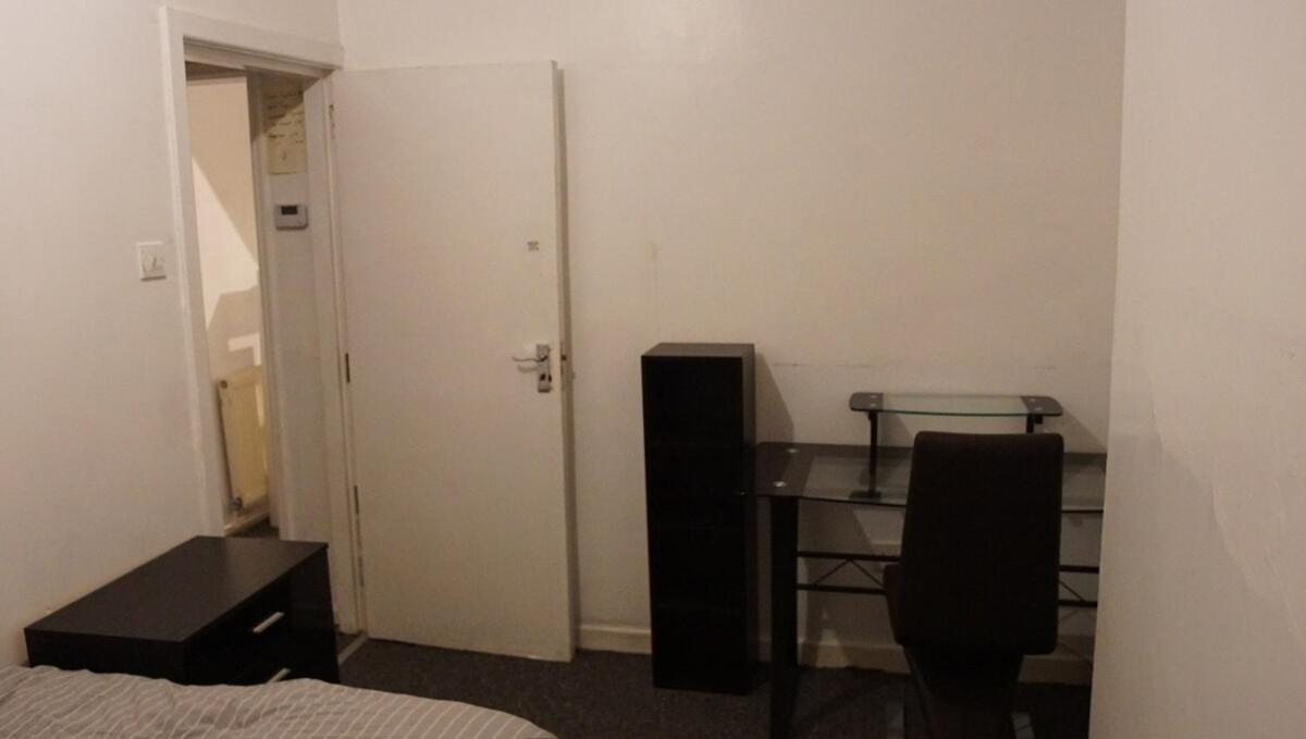 Apartment Stylish Close To Ethihad! *