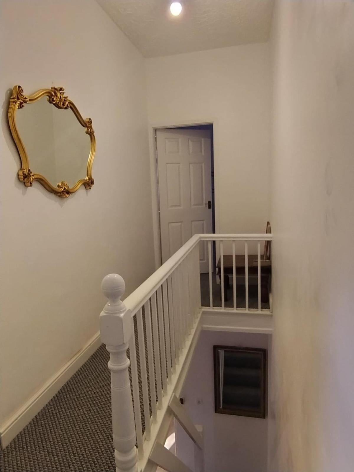 3br Sleeps 10 Walk To Alex Park Manchester