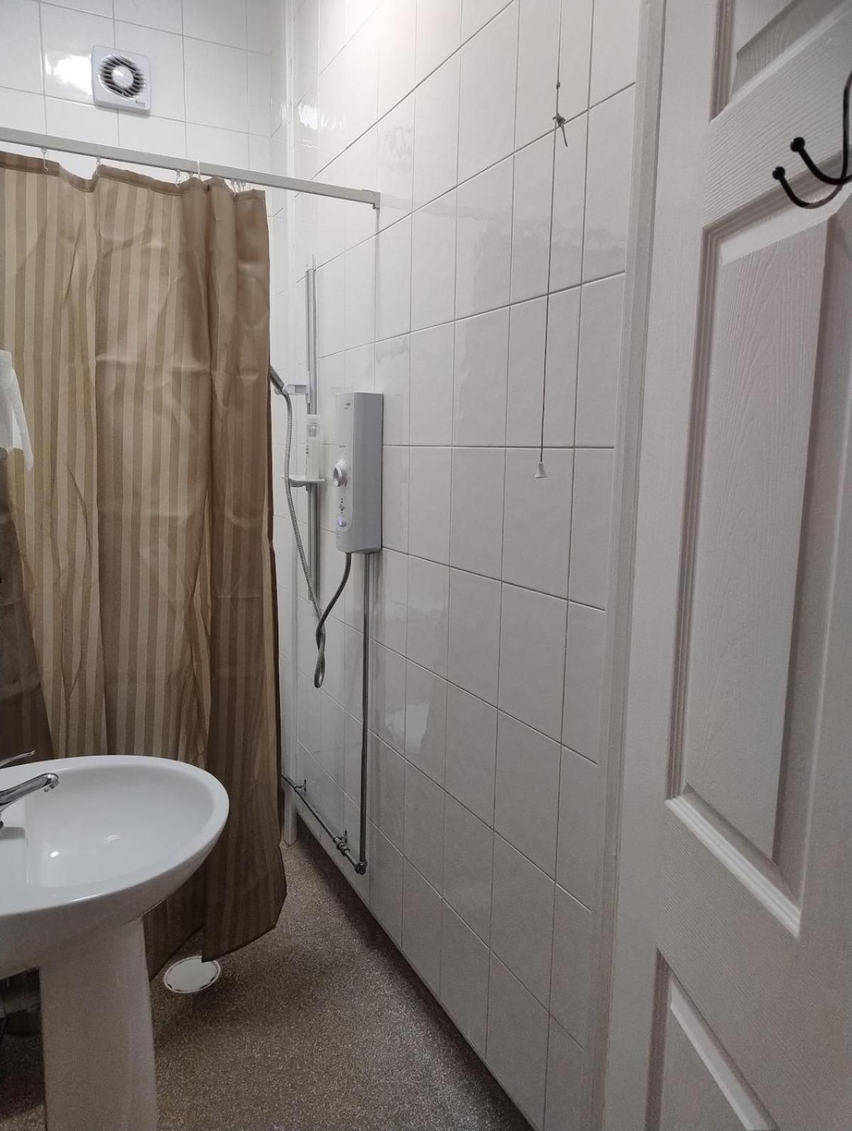 Holiday home 3br Sleeps 10 Walk To Alex Park *