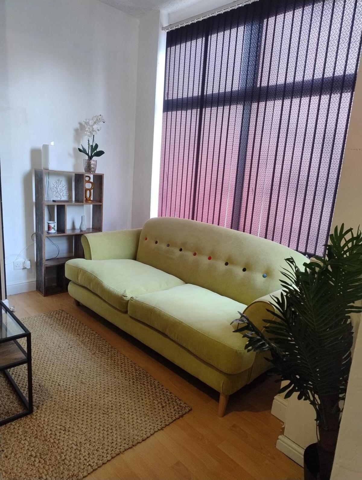 3br Sleeps 10 Walk To Alex Park Holiday home