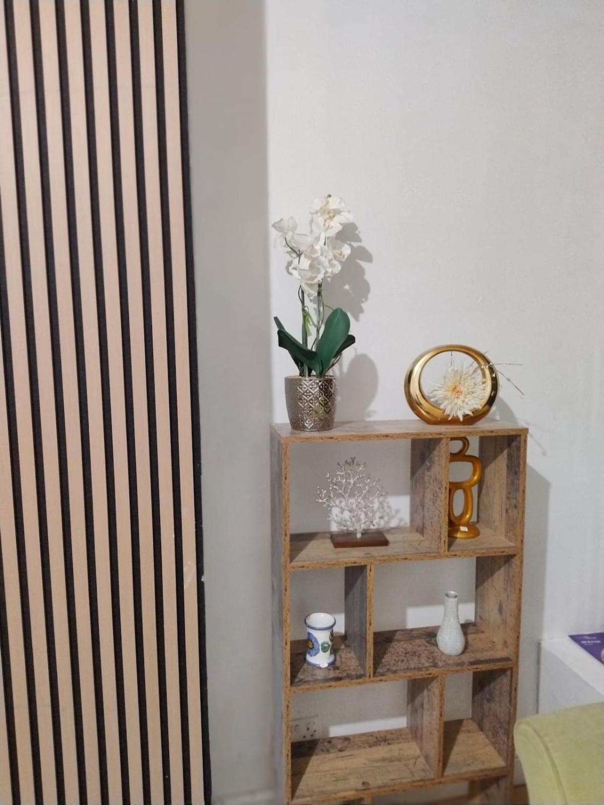 Holiday home 3br Sleeps 10 Walk To Alex Park