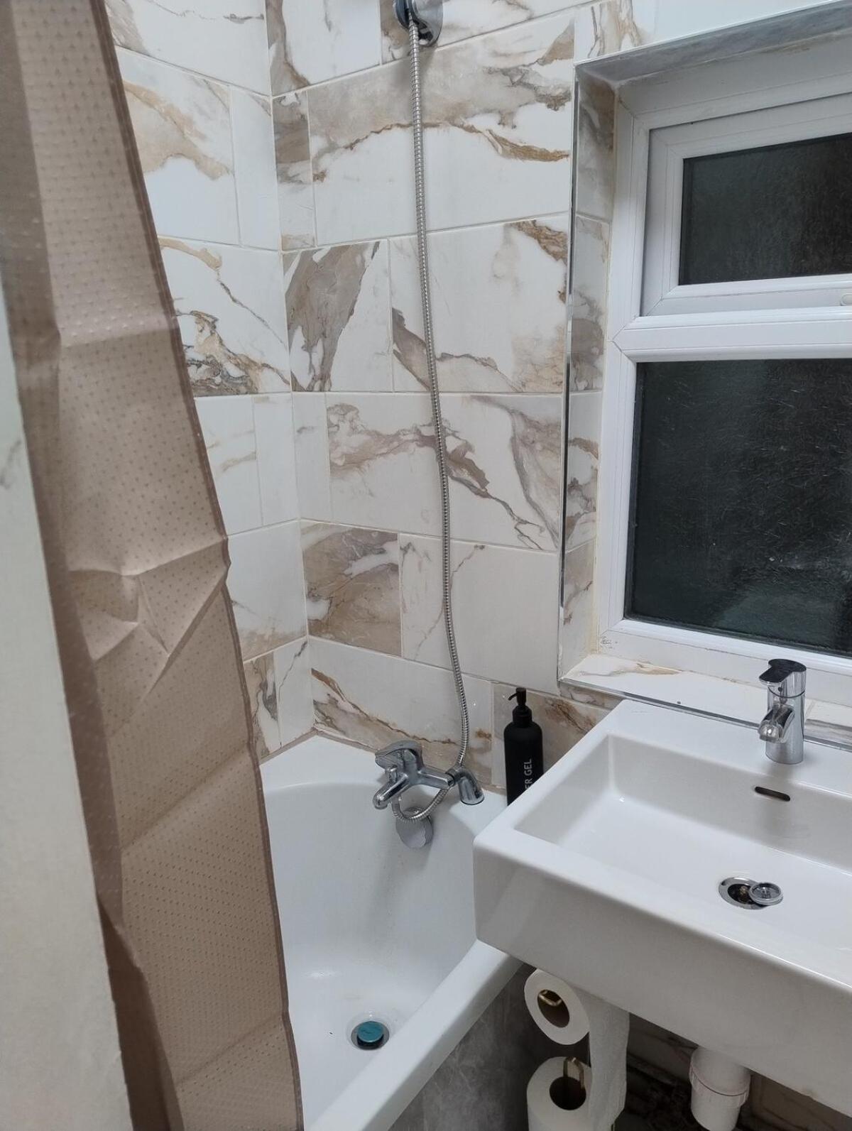 3br Sleeps 10 Walk To Alex Park