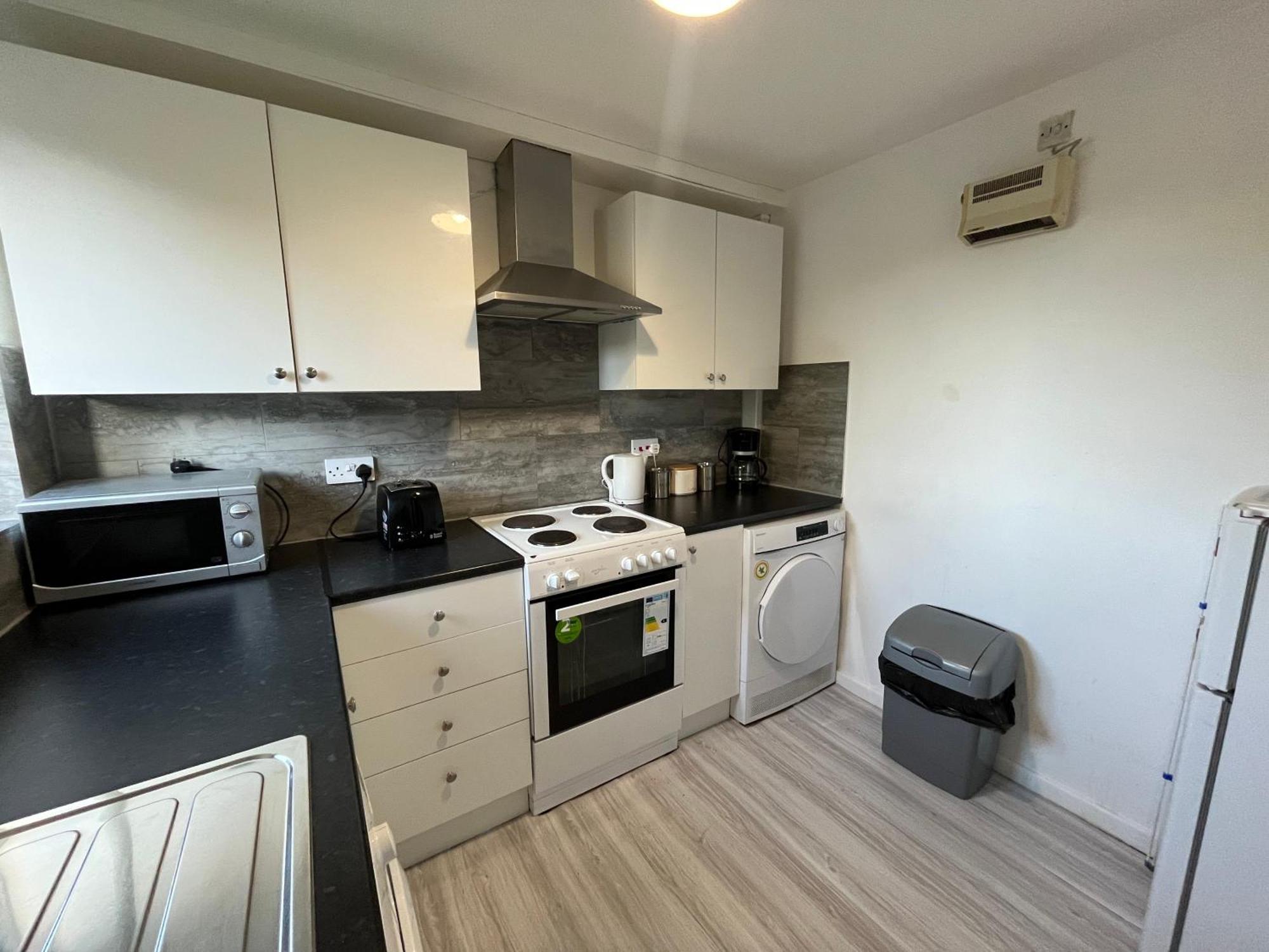 Apartment Cosy 2 Bedroom Near Centre