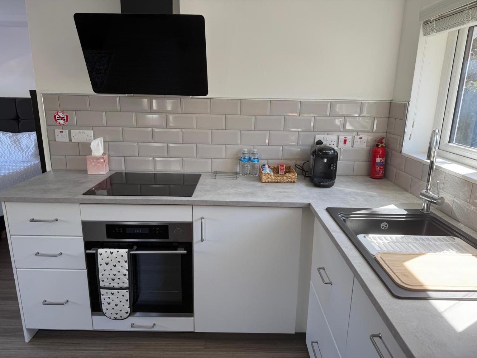 Studio - Stereo Shower Freeparking 5Min To Metro * Manchester
